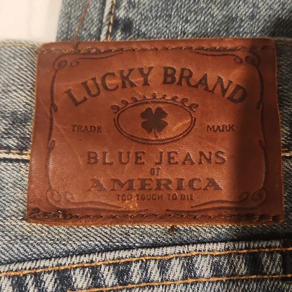 Lucky Brand Blue Relaxed Fit Jeans with Vintage Appeal